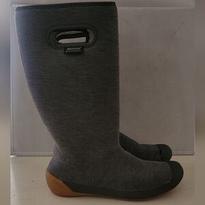 BOGS SUMMIT GRAY SLIP ON WATERPROOF BOOTS (sz 6)